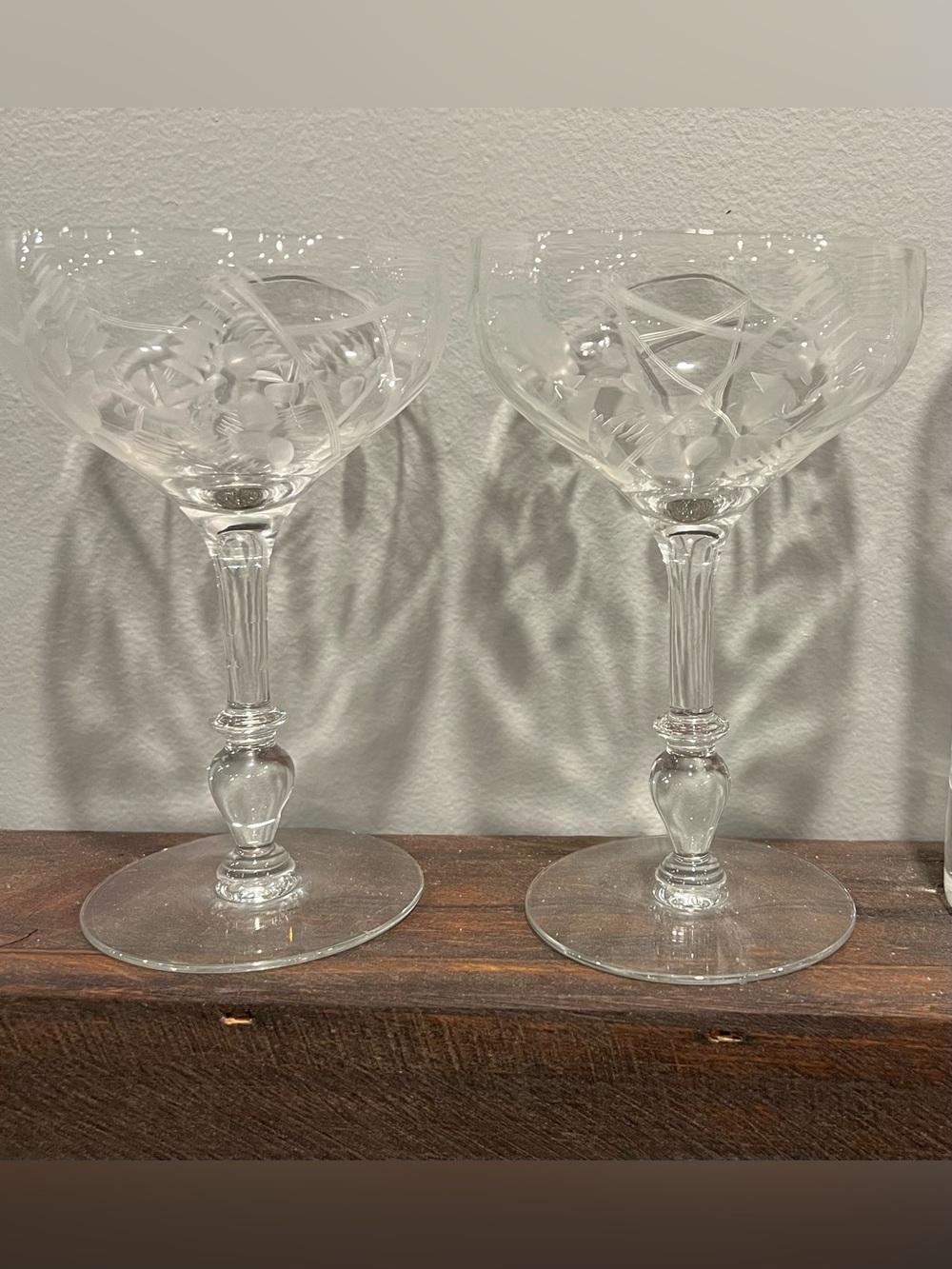 Princess House BORDEAUX Set of 2 Champagne Tall Sherbet Etched Crystal Glasses